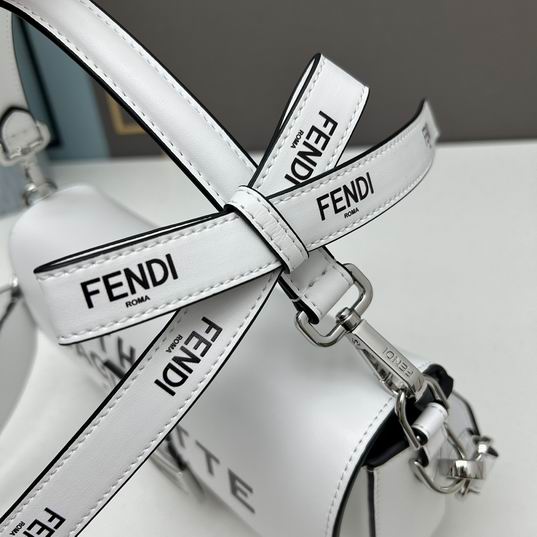 Fendi by Marc Jacobs 27x15x6cm ww_5